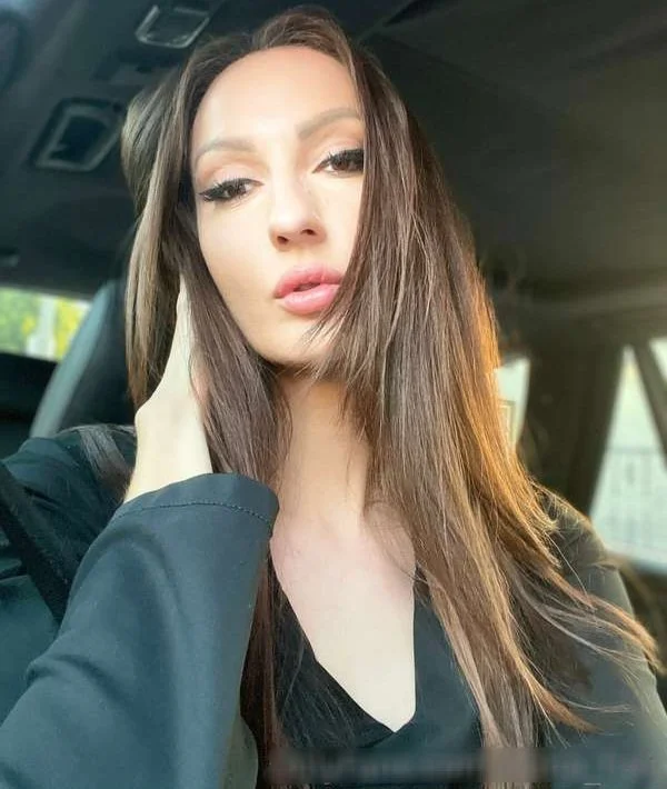 6'9 Tall Slim Gorgeous 🇷🇺🇺🇲 Amazon Model.. <> Ex Baller🏀.. <> Instagram Influencer image 3