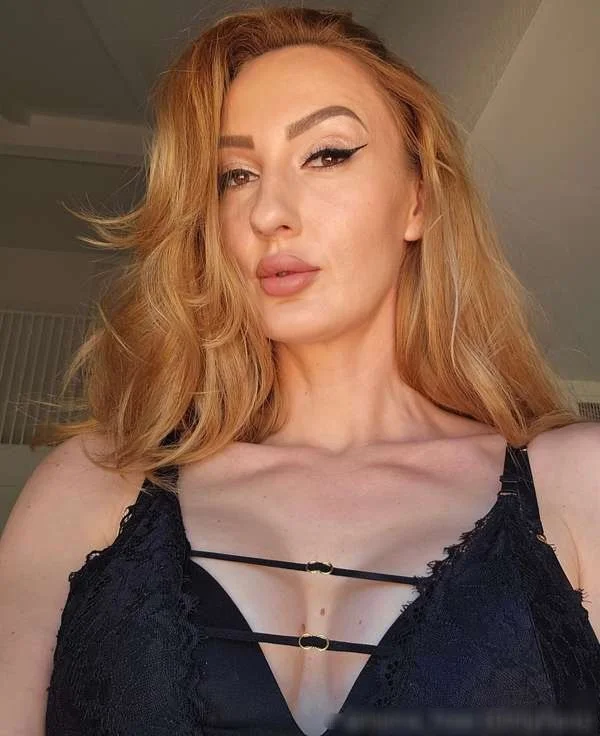 6'9 Tall Slim Gorgeous 🇷🇺🇺🇲 Amazon Model.. <> Ex Baller🏀.. <> Instagram Influencer image 4