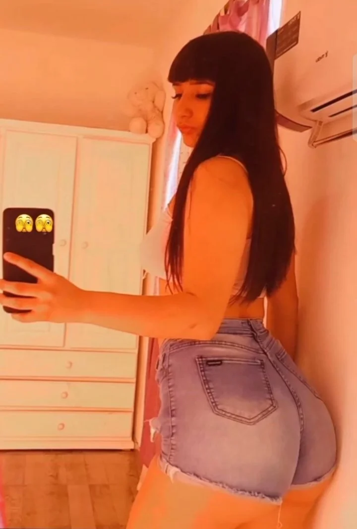 Eve Gonzalez arg image 6