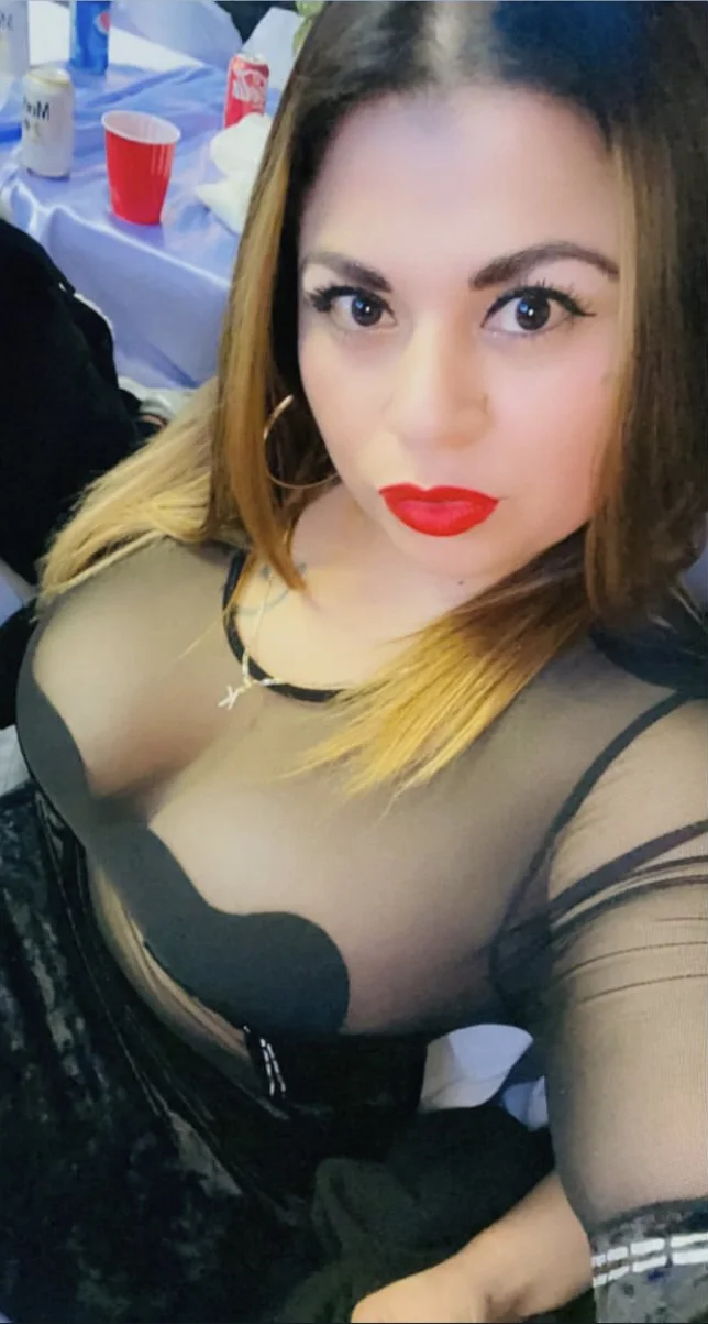 Can anyone cum or fuck tribute my Latina MILF friend image 3