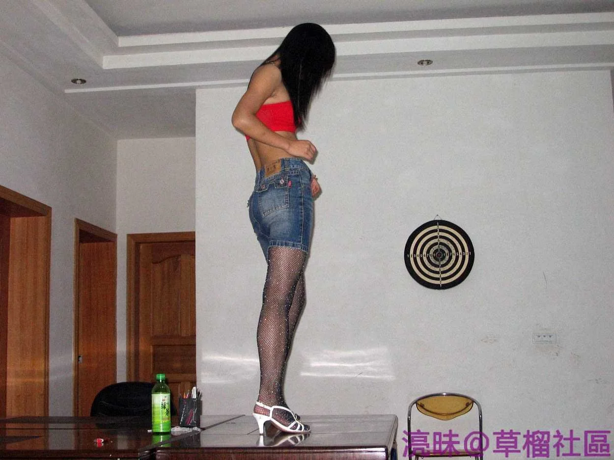 Chinese amateur girl 22 image 18