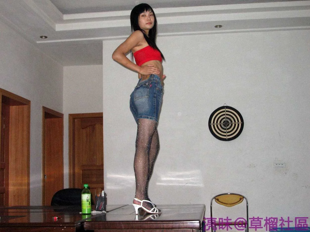 Chinese amateur girl 22 image 41
