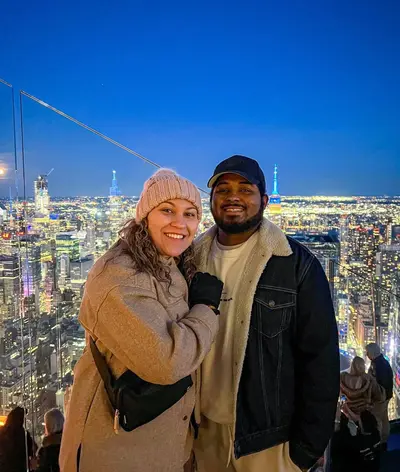 Casal vazado fodendo na lua de mel cover image
