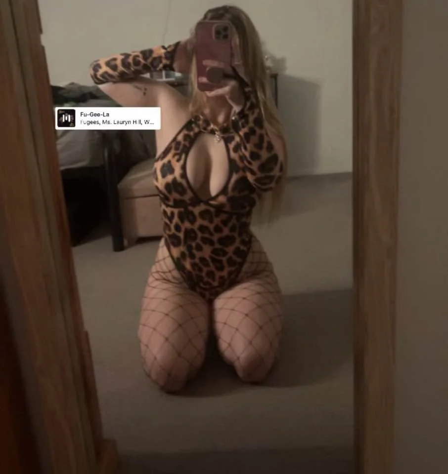 Queensland slut Eliza lost on IRL game image 13
