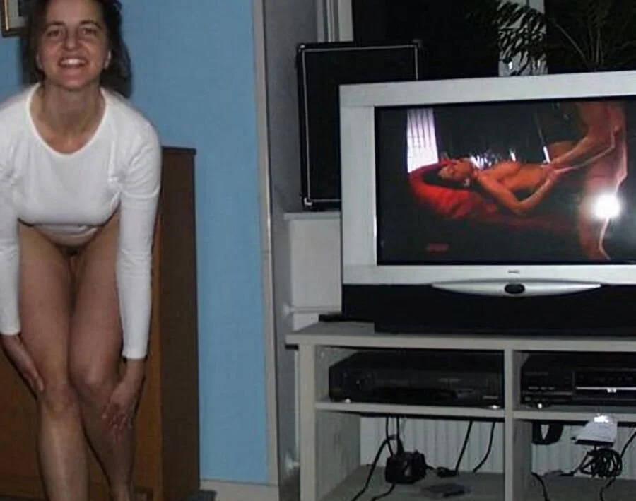 Heidi the Danish slutwife image 21