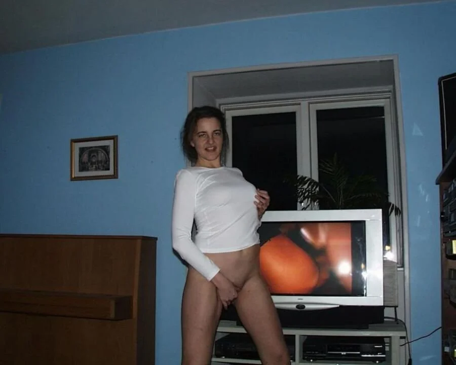 Heidi the Danish slutwife image 26