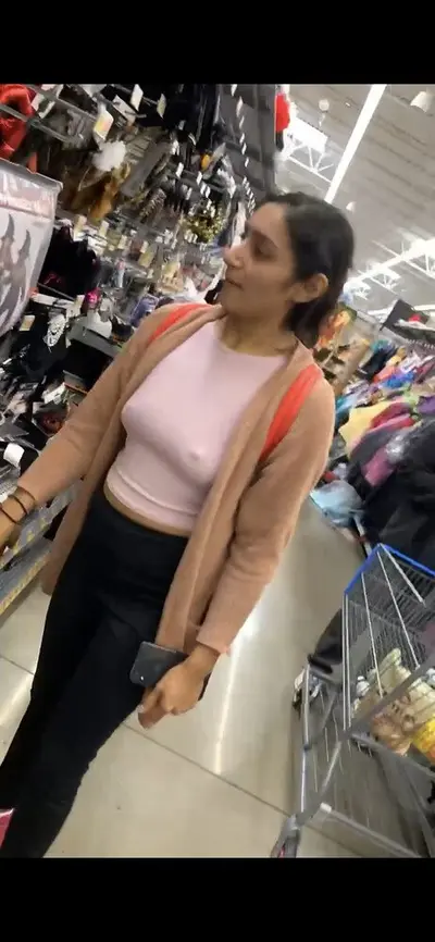 REAL AMATEUR NO BRA cover image