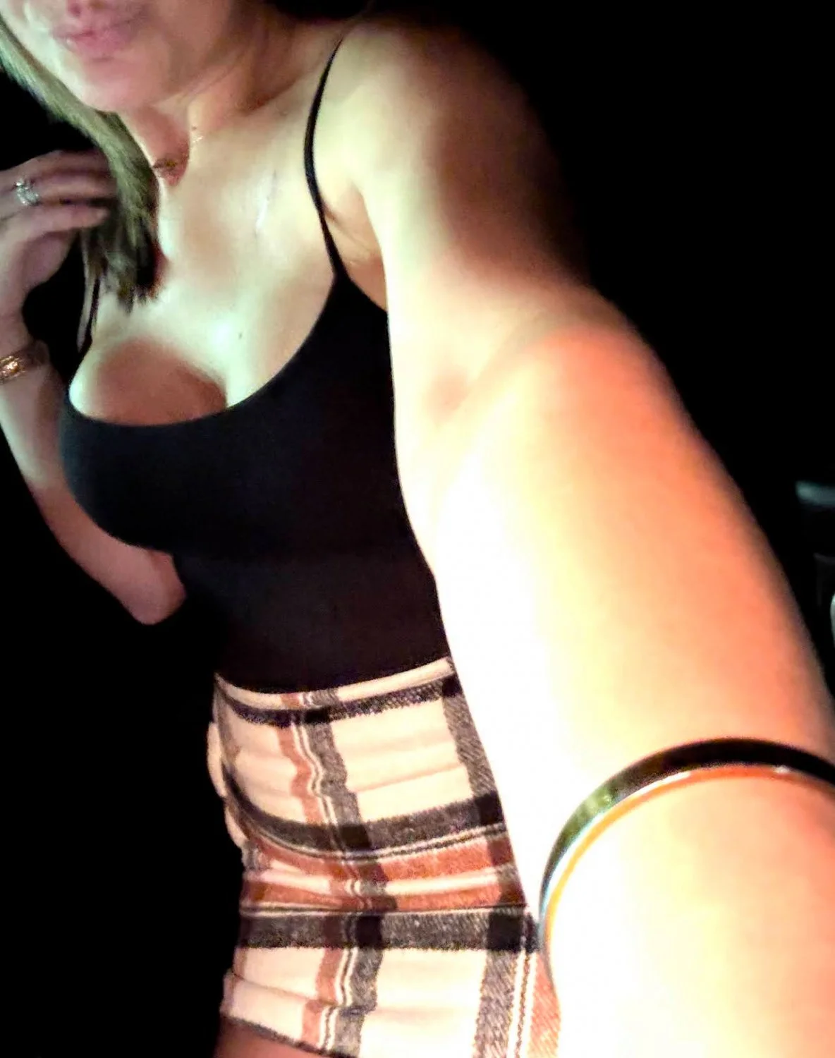 Petite MILF enjoys Doggystyle image 2