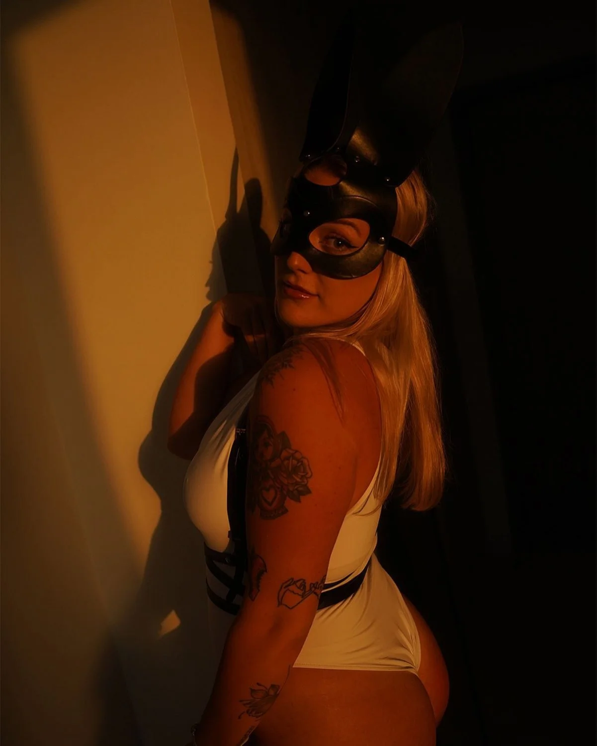 Cumslut Romana image 6
