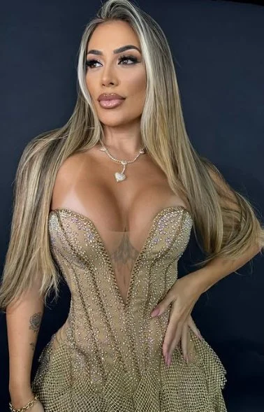 Mariana Gouvea - Gostosa main image