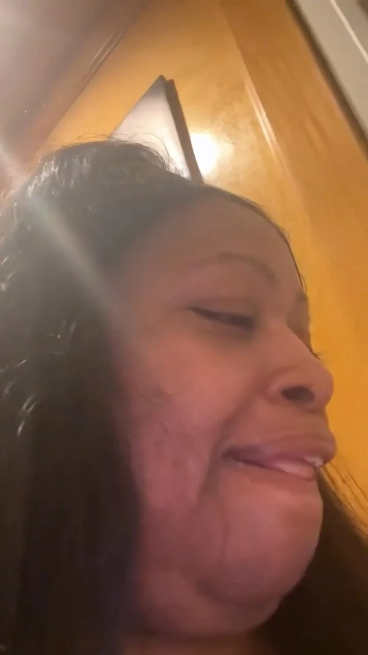 m z s h e ll y atlanta have big lips image 3