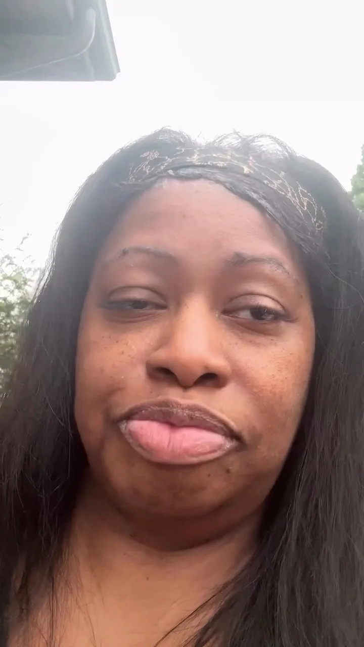 m z s h e ll y atlanta have big lips image 8