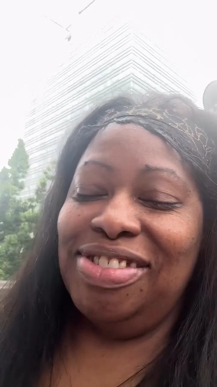 m z s h e ll y atlanta have big lips image 9