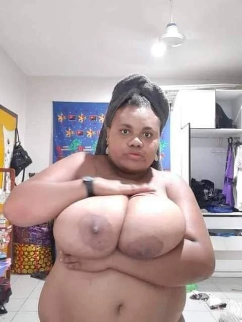 Chubby Tolai big boobs image 5
