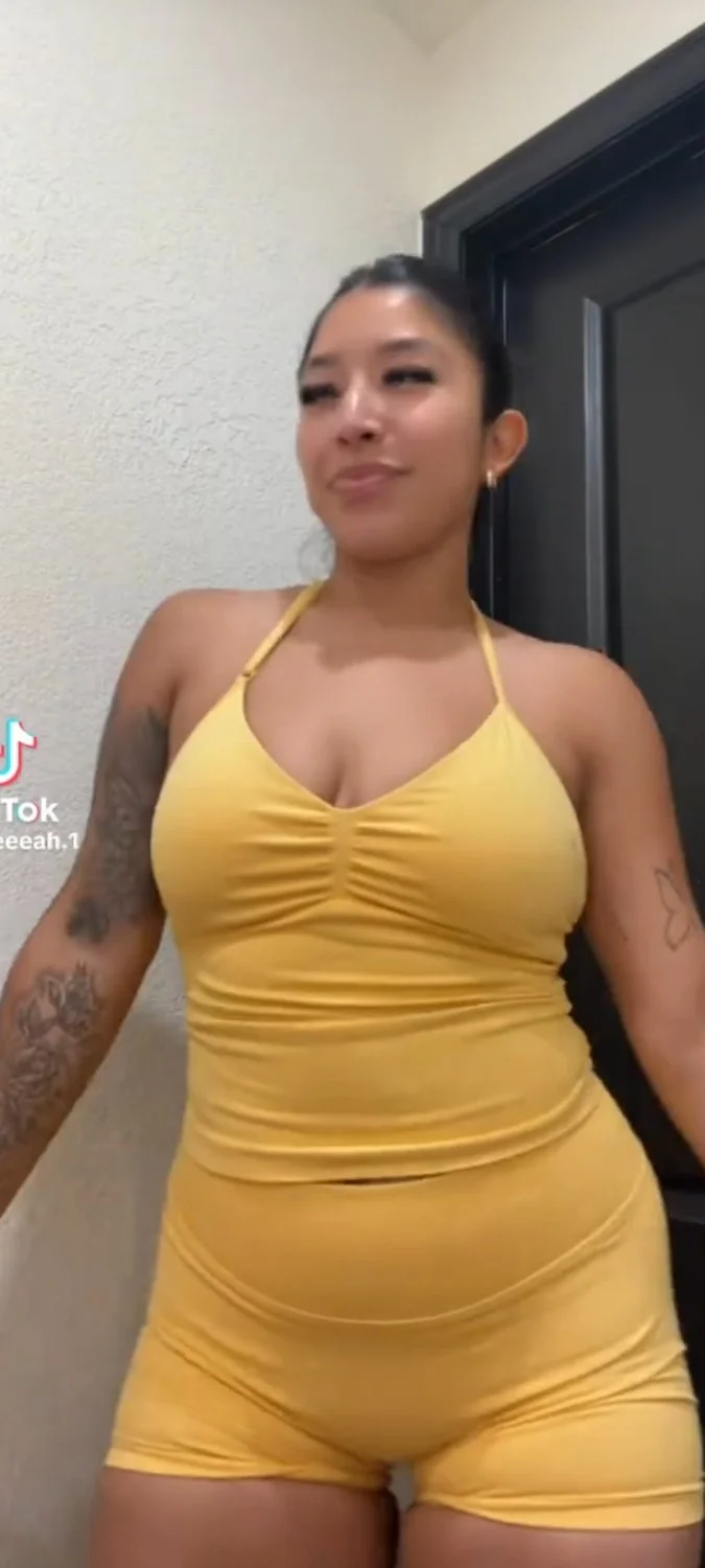 Gym girl leeean.1 i love her ass image 12
