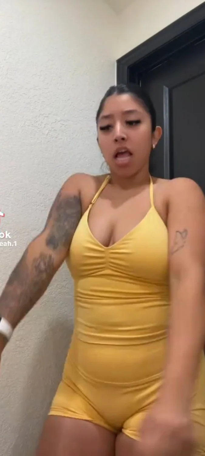 Gym girl leeean.1 i love her ass image 14