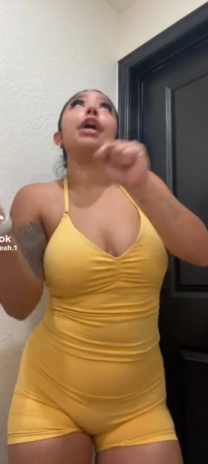 Gym girl leeean.1 i love her ass image 20