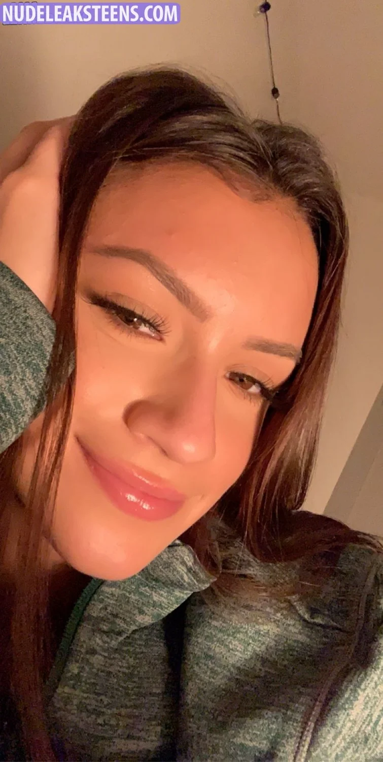 Ariana B image 26