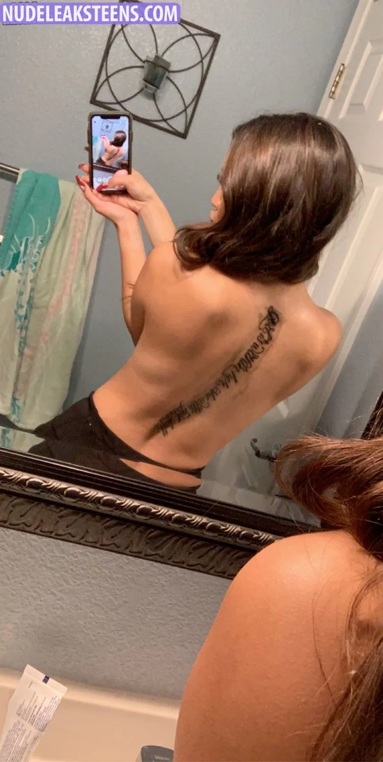 Ariana B image 34