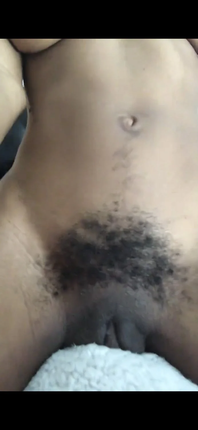 Horny P Y T riding her pillow with that hairy pussy 👀💦🔥 main image