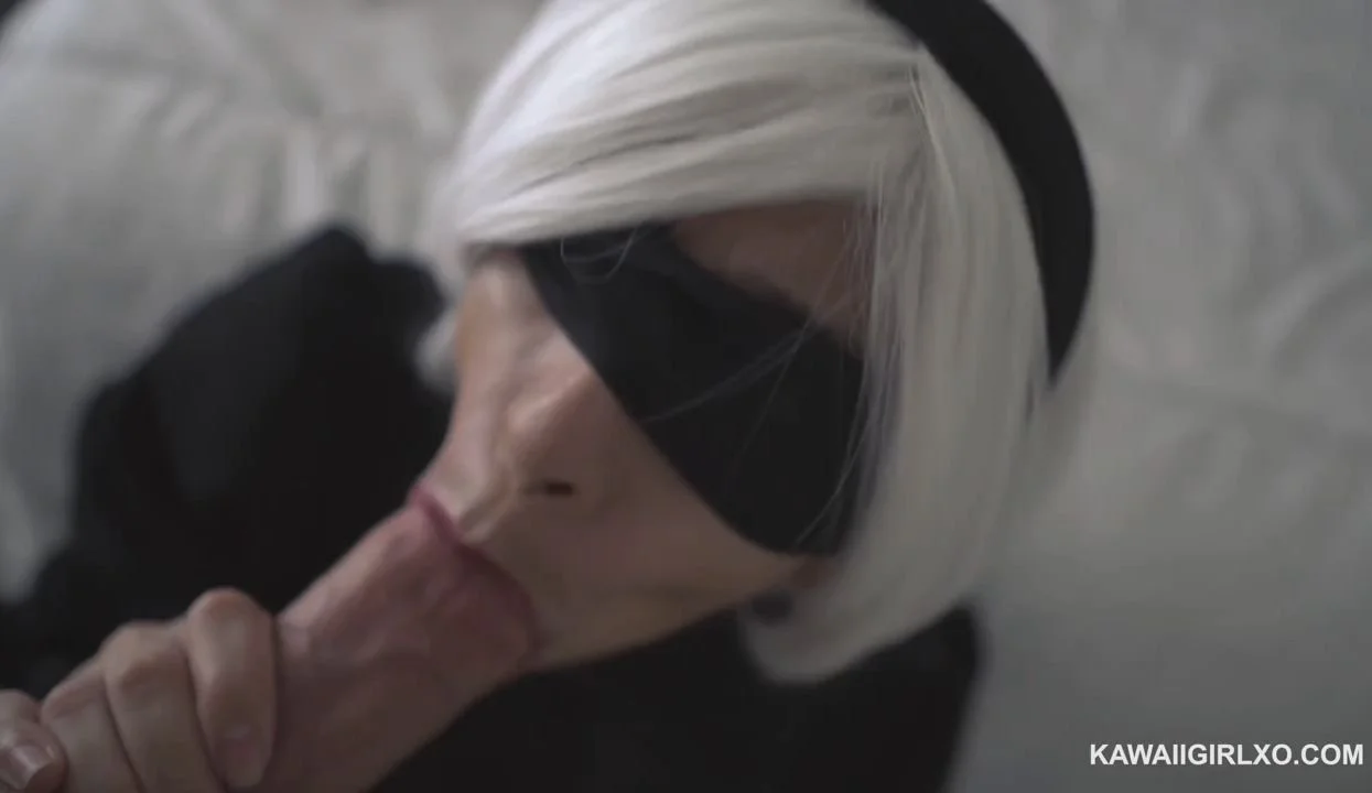 Little latina cosplay 2B main image