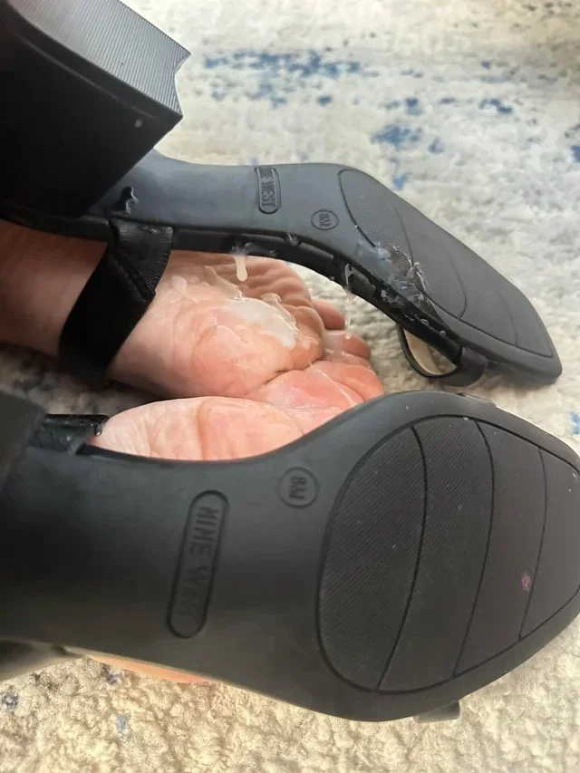 Stasya Russian amateur foot model in FL image 5