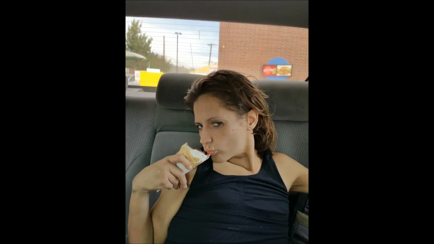 Skinny crackhead suck and fuck image 5