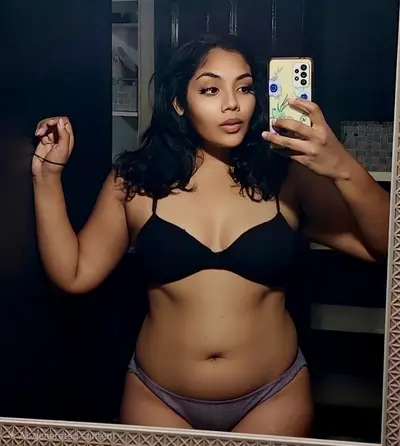 Thick Latina milf big ass big boobs cover image