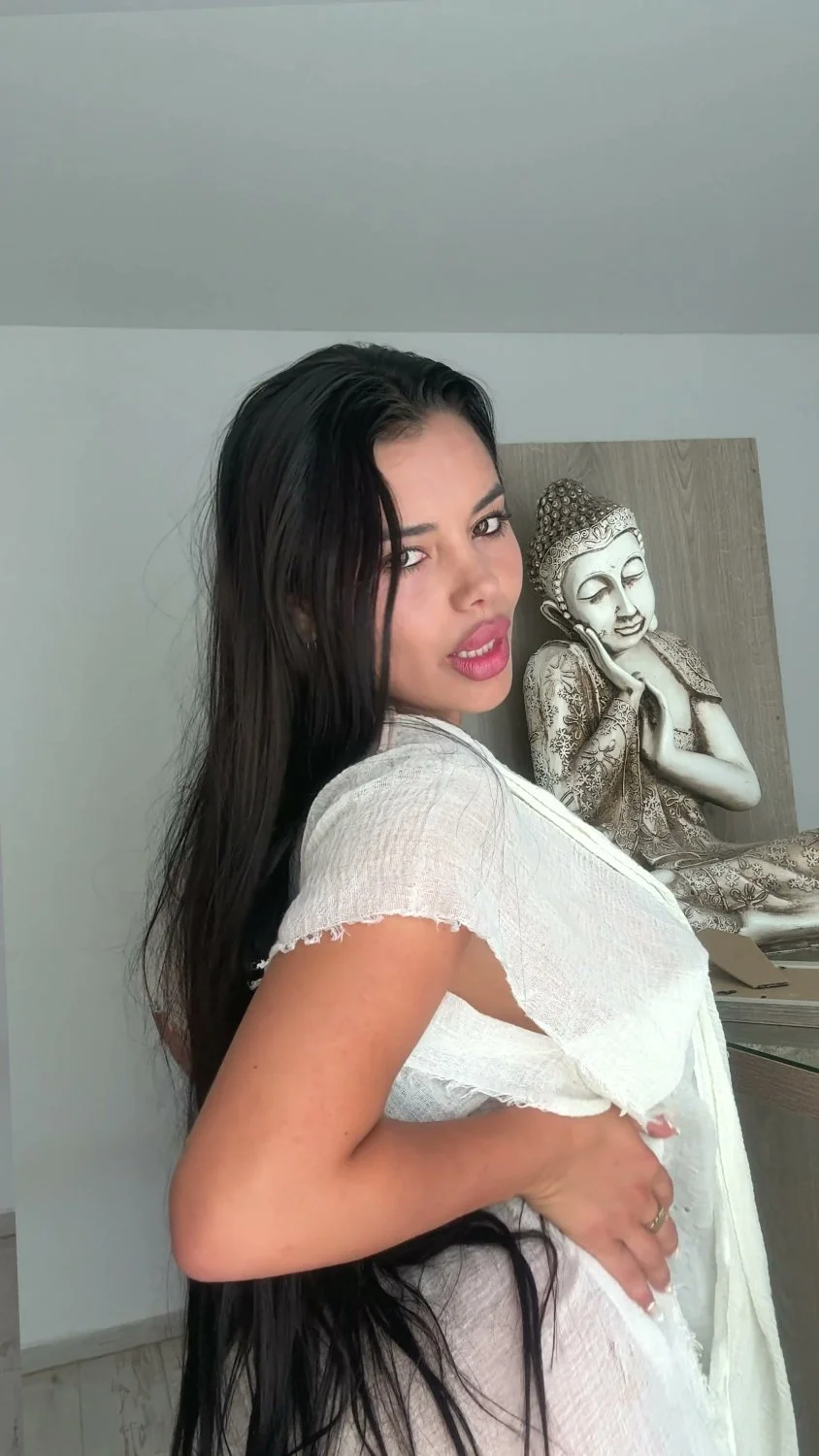 🔞 Wild busty small tits nude pussy eating wet 💦🍑 Exclusive OF image 5