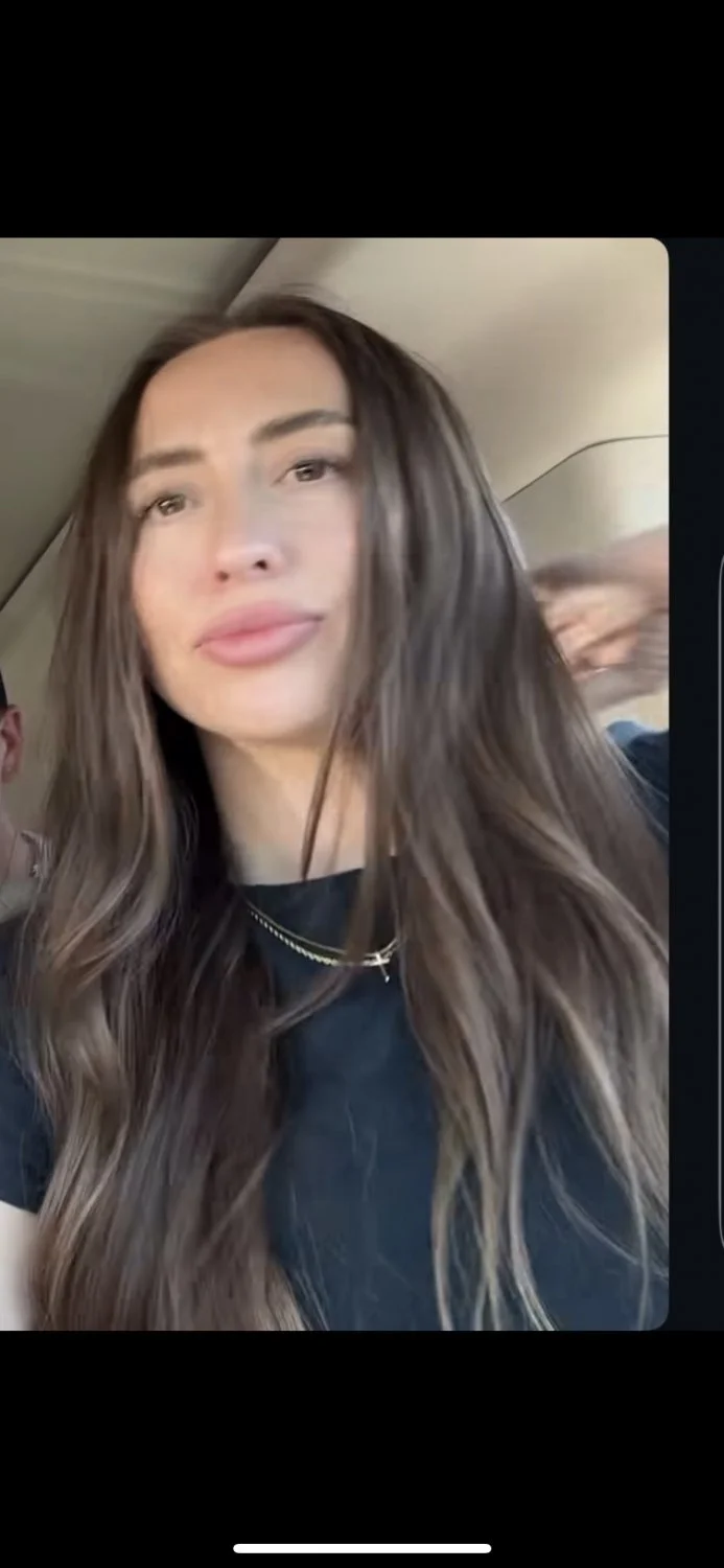 cassandra.rose (dm for trades) image 20
