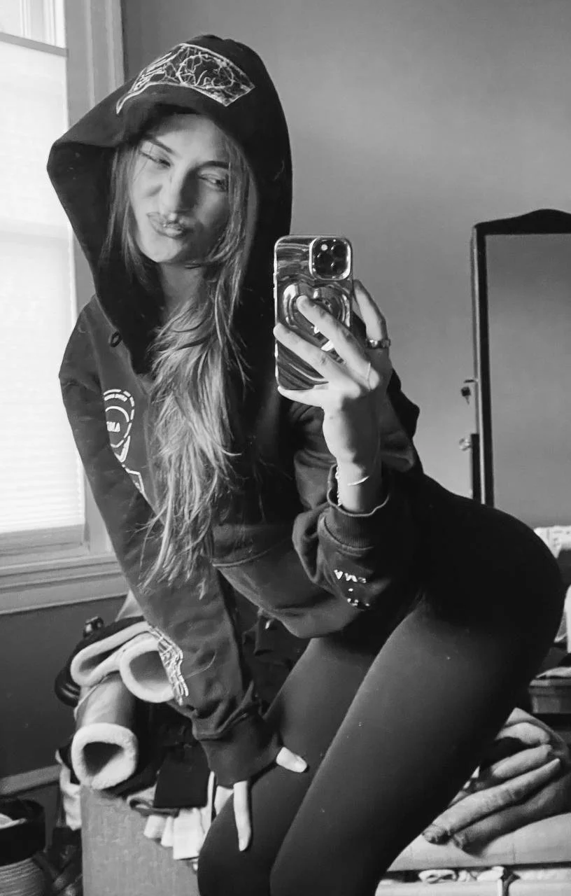 Jessica is just soo nutty image 31