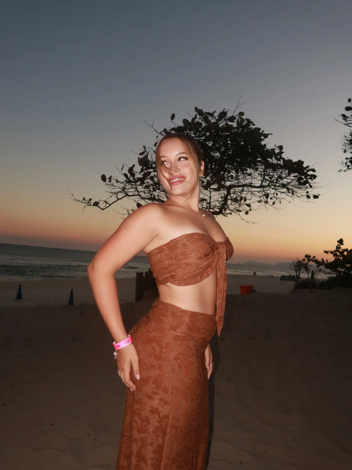 Loirinha Novinha Puta Safada image 8