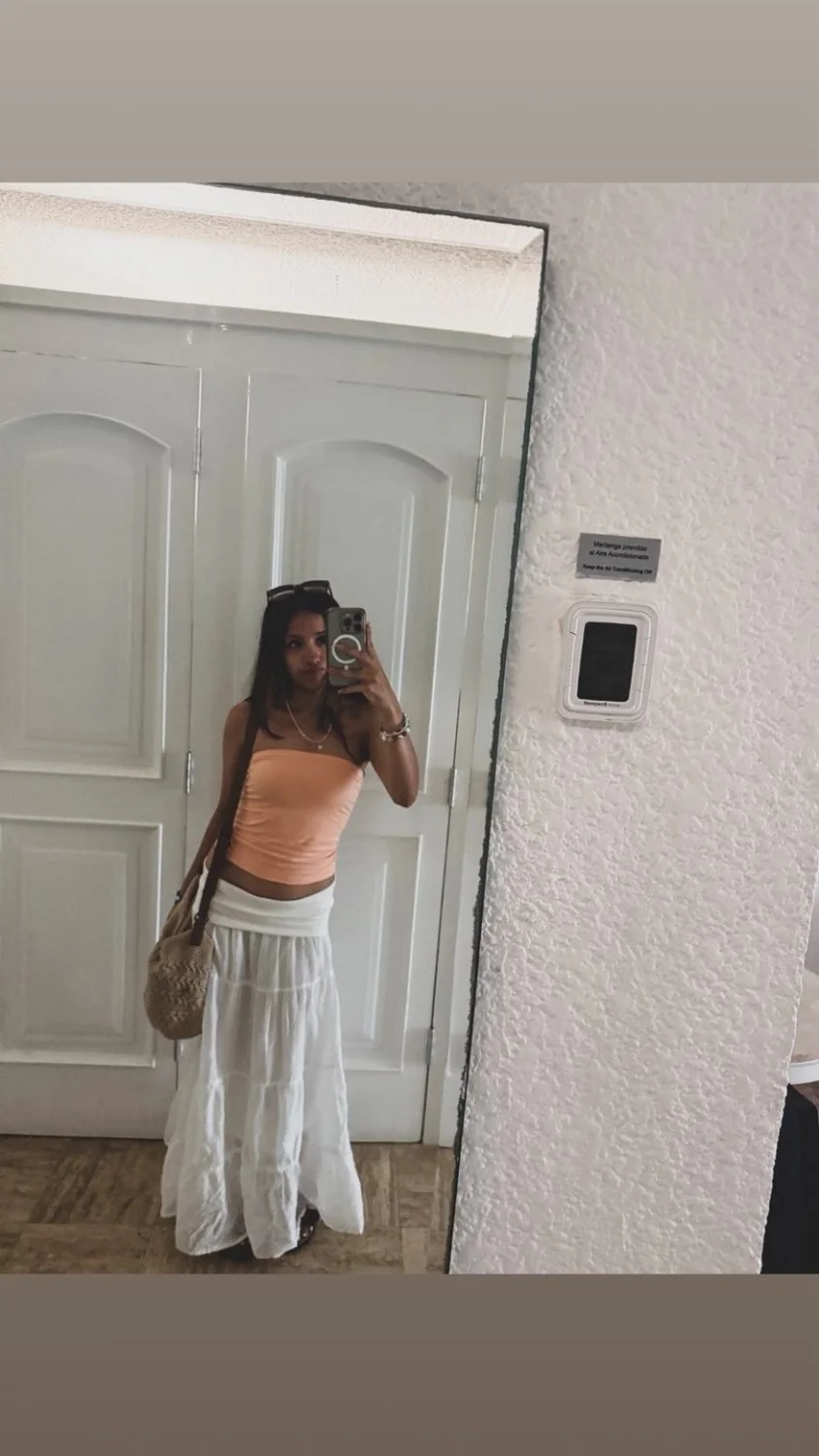 Sexy Latina dm for snap image 1
