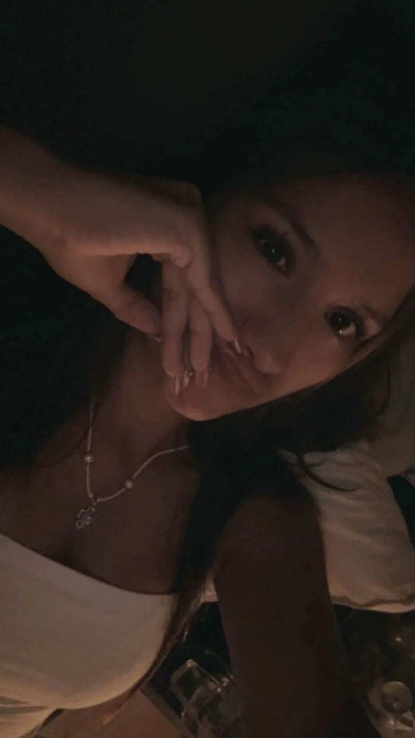 Sexy Latina dm for snap image 18