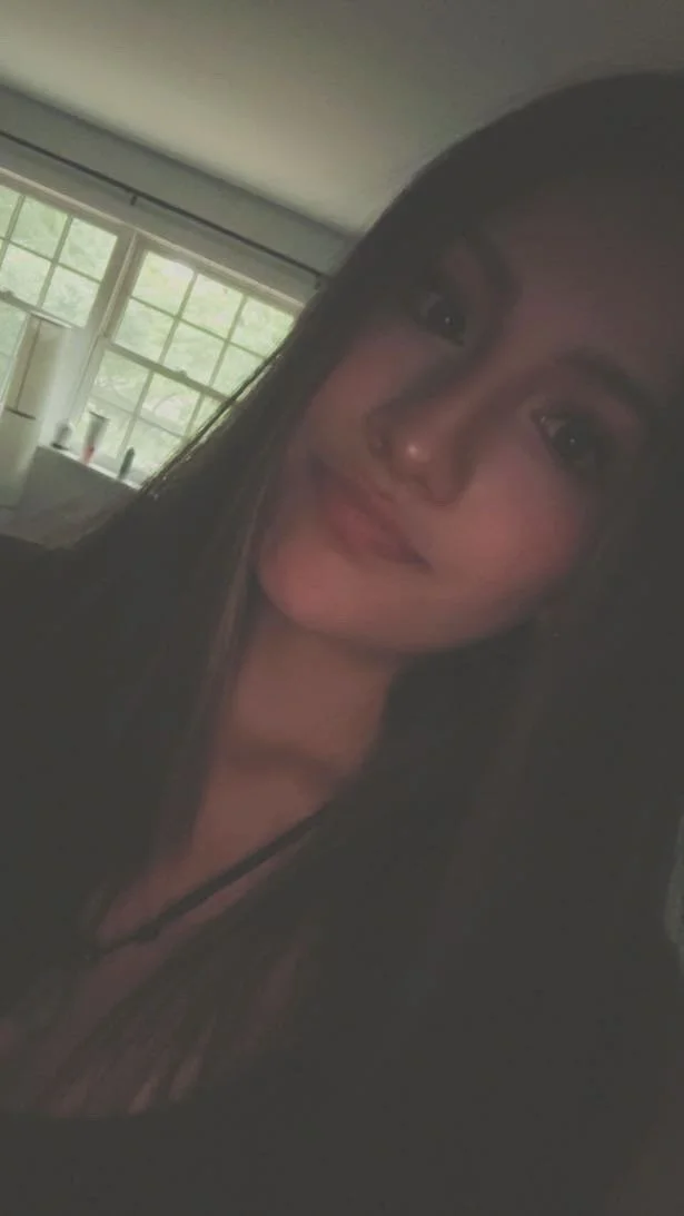 Sexy Latina dm for snap image 2