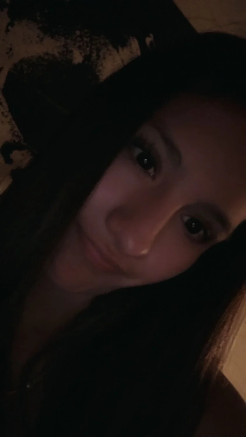 Sexy Latina dm for snap image 9