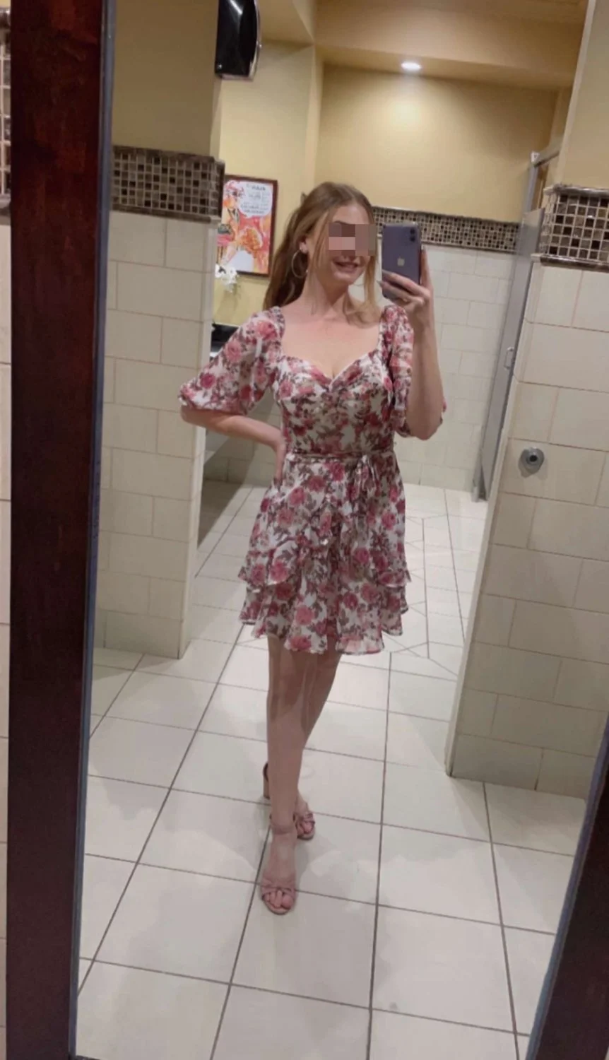 Wifey loves taking nudes image 6