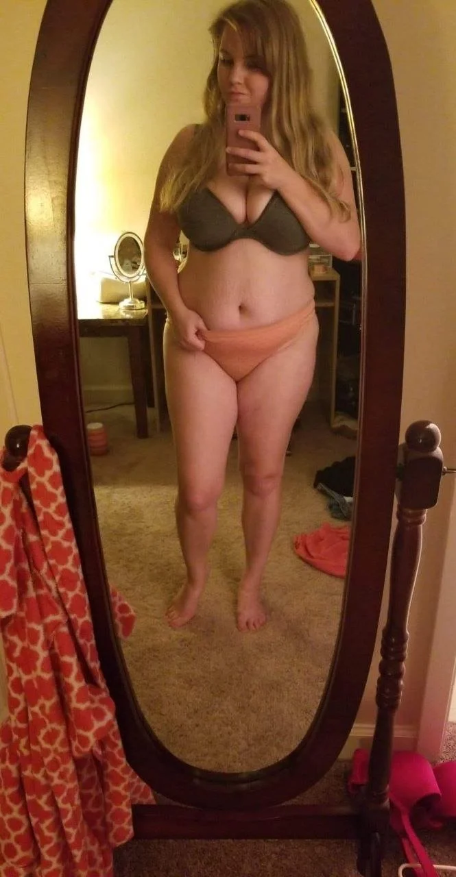 Webslut Alexis image 4