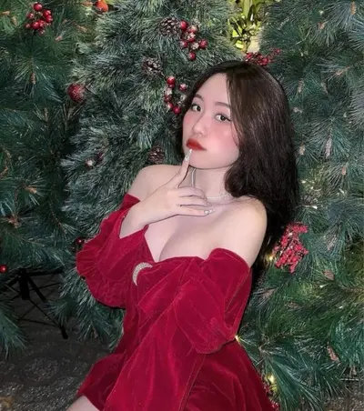 Cute asian teen sucks like a good slut cover image