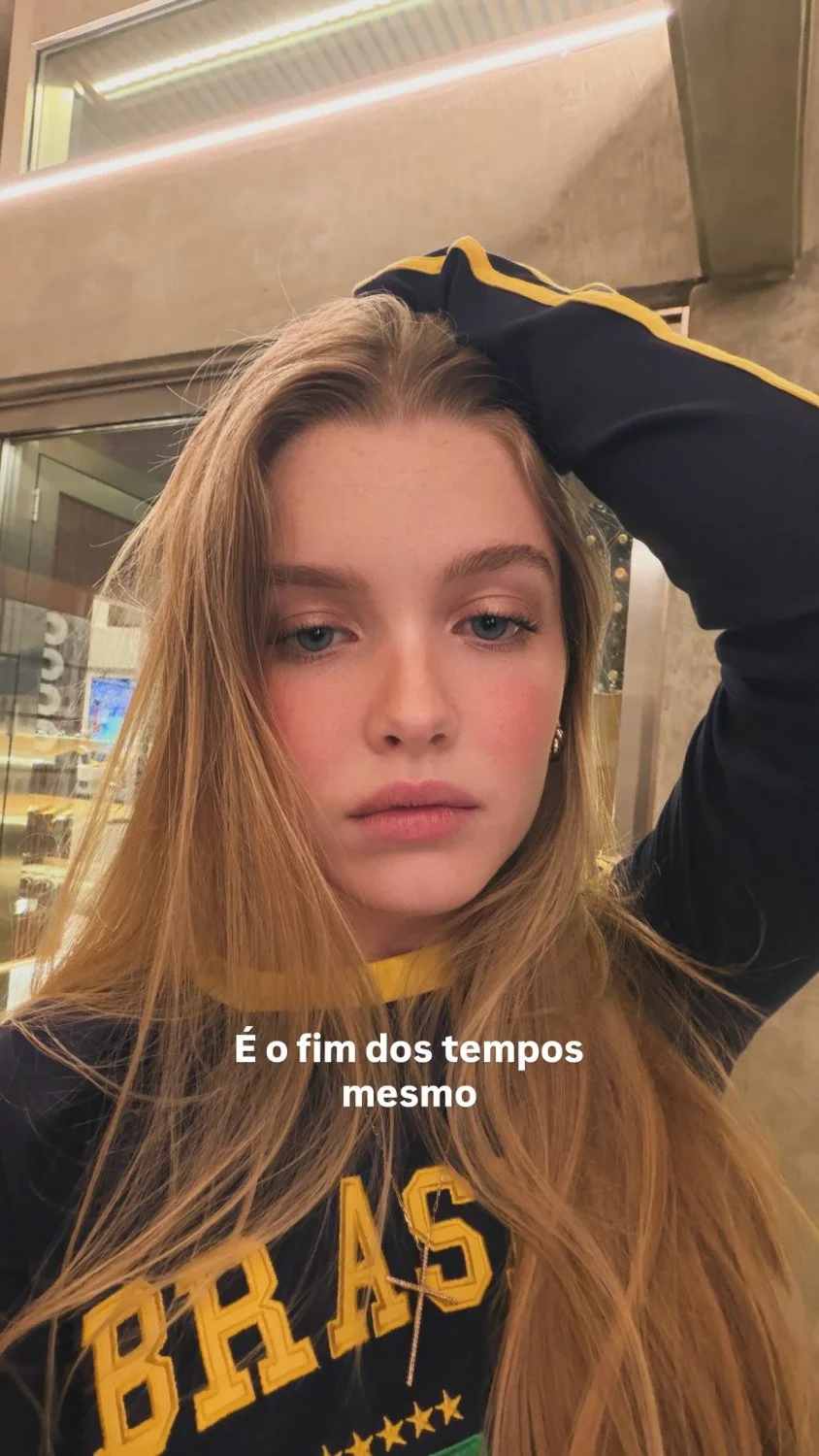 Essa minha rainha Deusa , lindinha Pietra...Pietra Quintela gatinha loira , muito gostosa !!! image 1