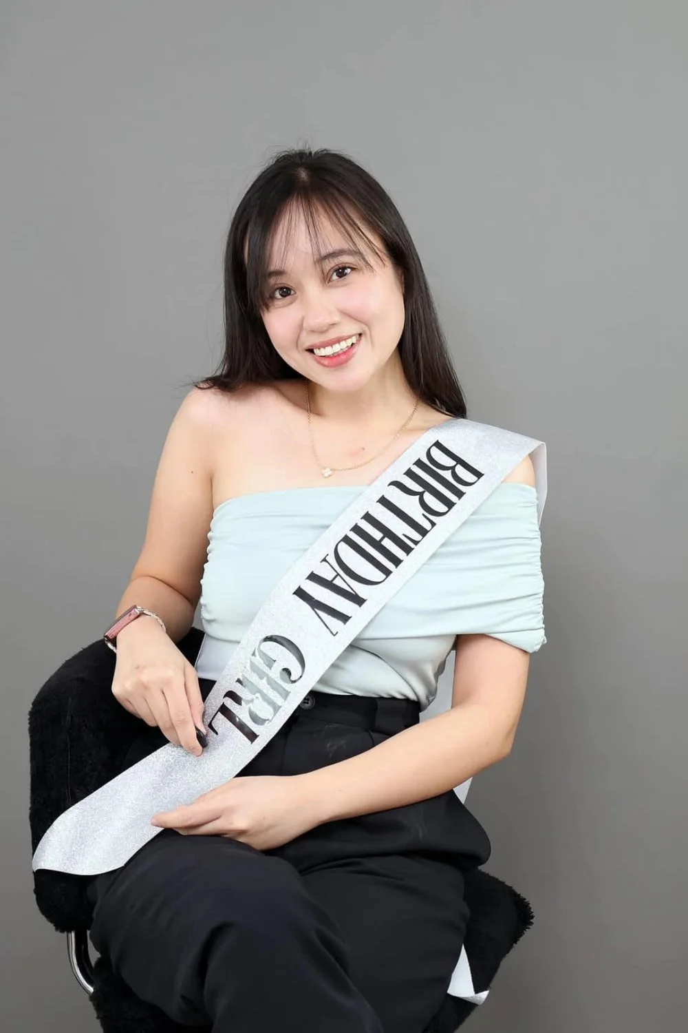Pinay OFW birthday girl named |\/y got her birthday present that night at the hotel 👄🍆💦💦💦 image 3