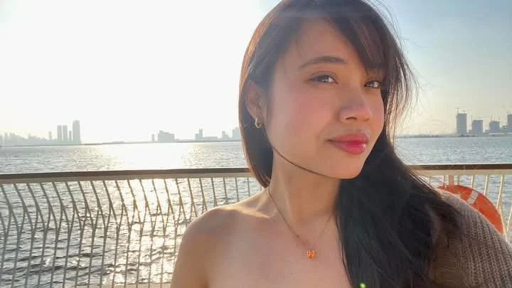 Pinay OFW birthday girl named |\/y got her birthday present that night at the hotel 👄🍆💦💦💦 image 8