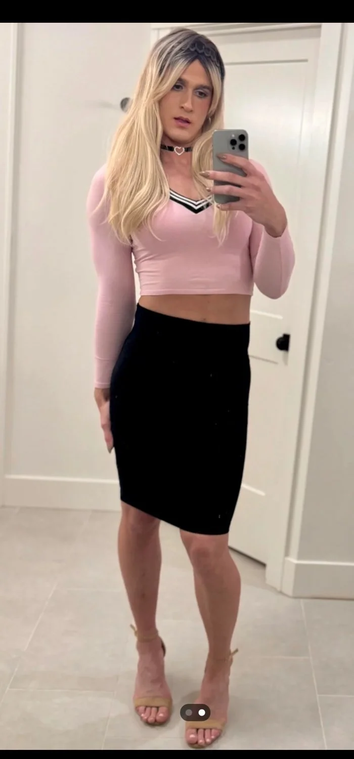 Crossdresser muscle image 13