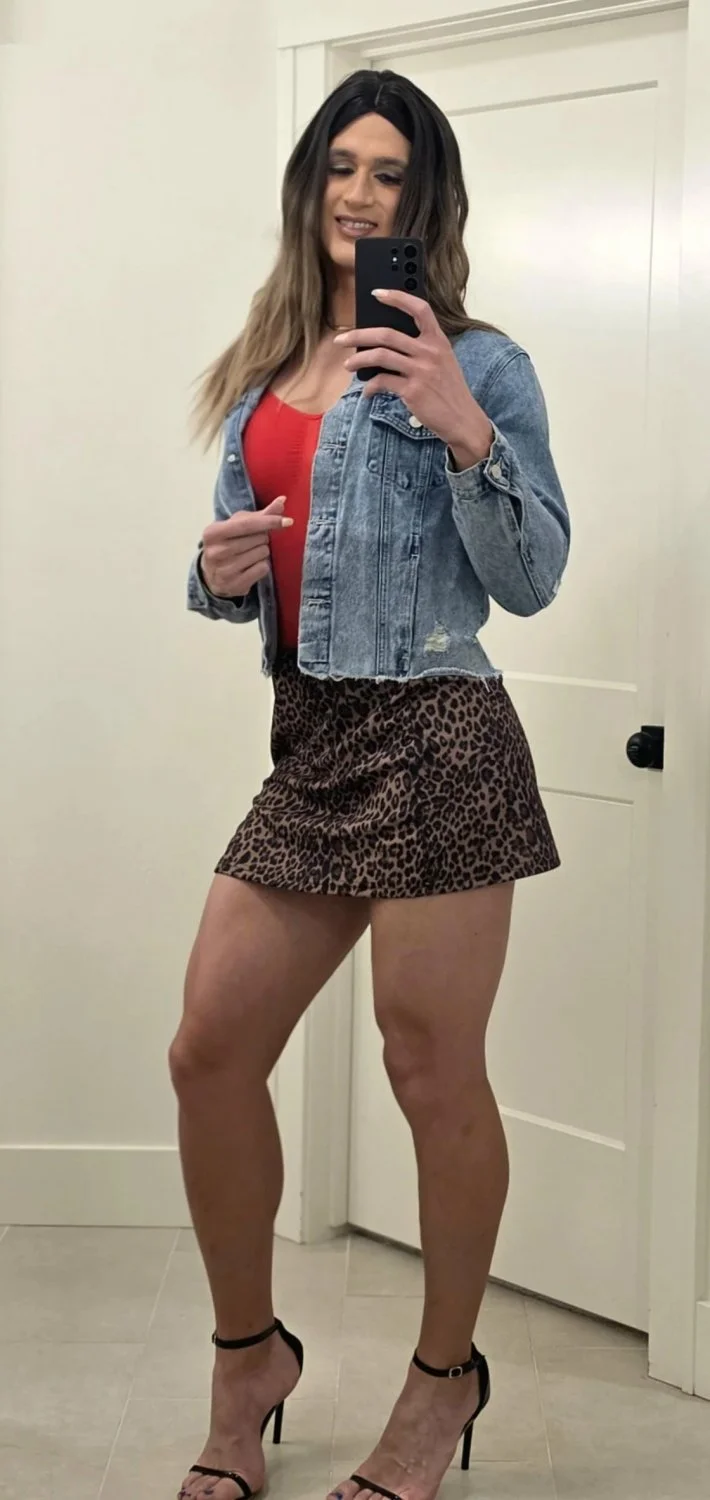 Crossdresser muscle image 17