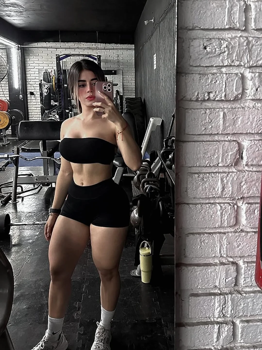 model gymrat image 3