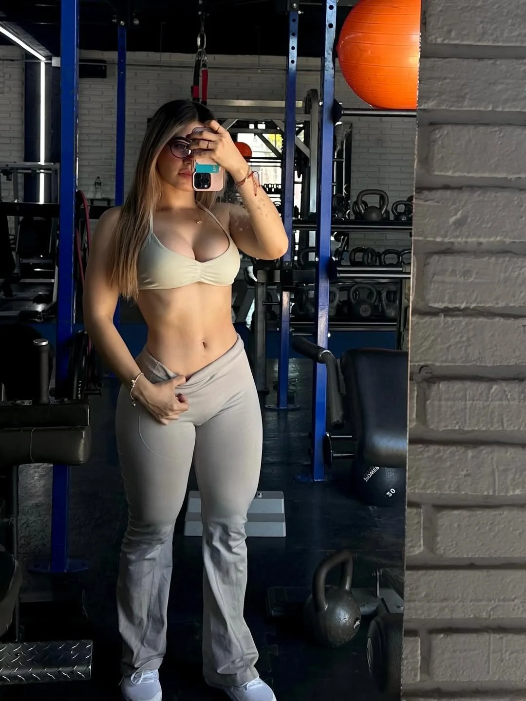 model gymrat image 6