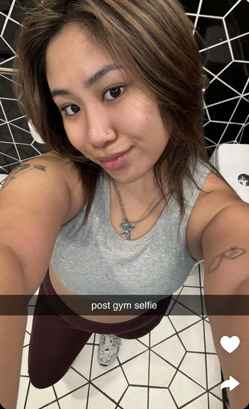 Influencer asiática vazada image 16