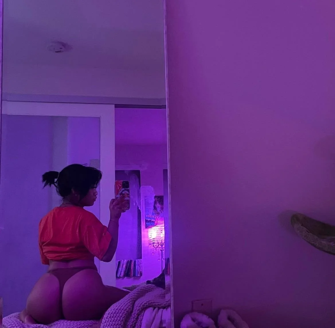 Influencer asiática vazada image 7