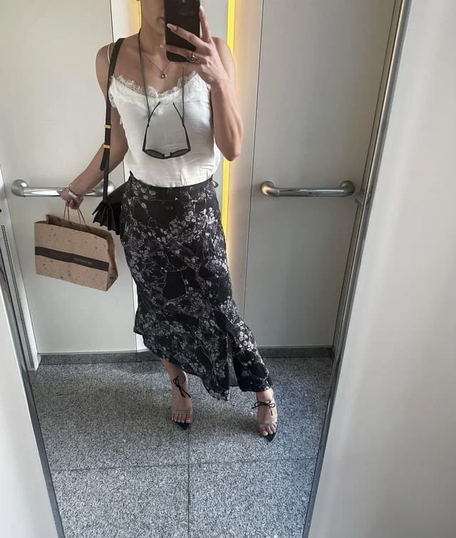 🥺 Anyone knows who she is 🥺 main image