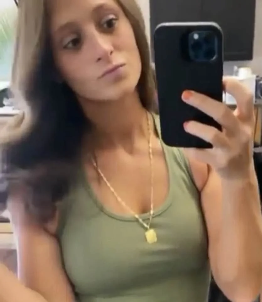 Pretty cumslut Amanda, 41, from Vegas, sharing herself to me, Kik jimtong2025 to share yours image 5